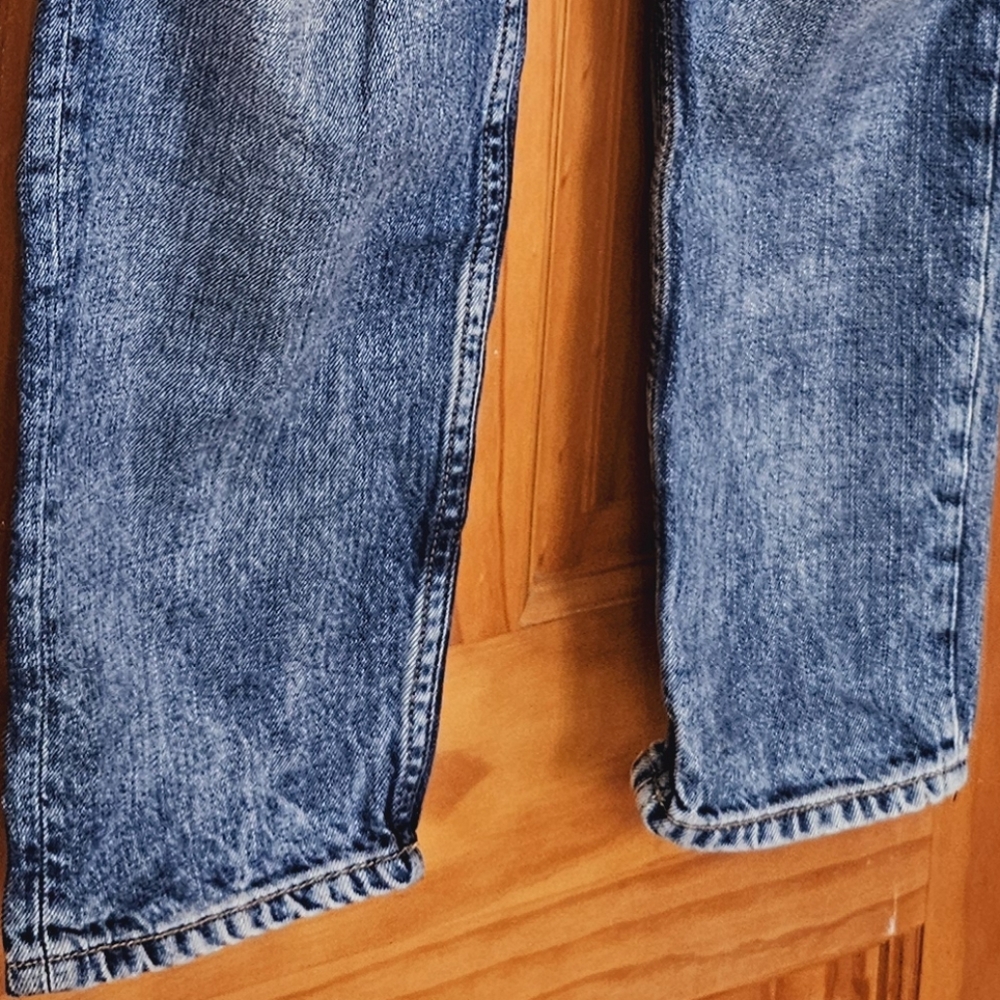 H&M Women's BoyFriend Low-Waist Button-Front Distressed Jeans, Size 28 - Picture 14 of 16